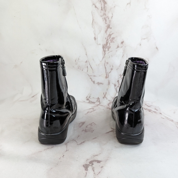 Alegria Boots Black Patent Raina US Size 7 EU 38 Waterproof Ankle Rain Wellie - Picture 3 of 10